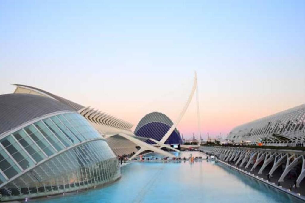 Lovely Modern Flat Valencia Center Bagian luar foto