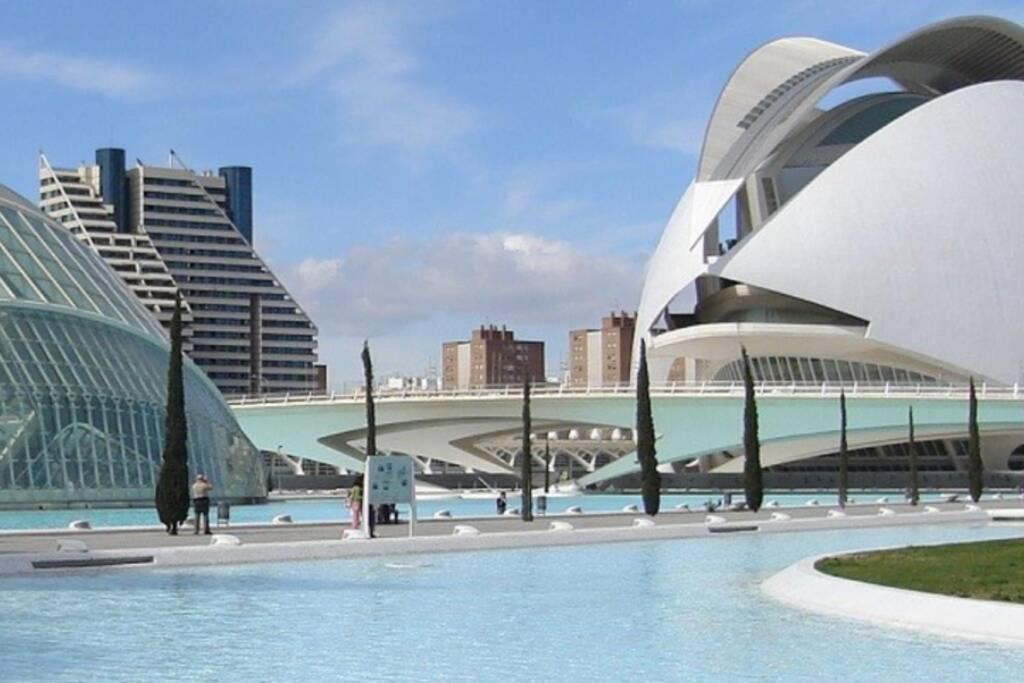 Lovely Modern Flat Valencia Center Bagian luar foto